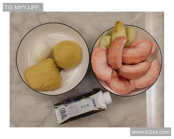 国足球星私房食谱揭秘 饮食背后的力量与运动表现提升秘诀